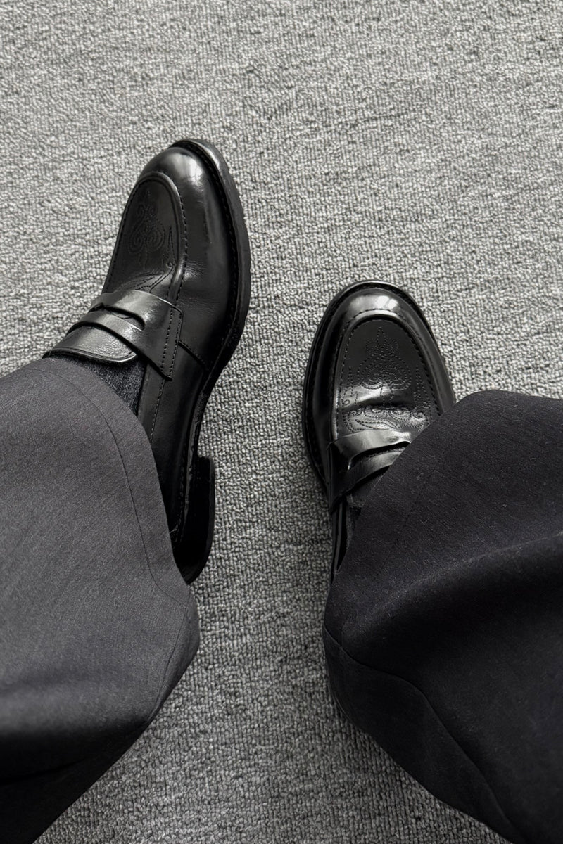 CATSSTAC Washed horsehide loafers with iris embroidery