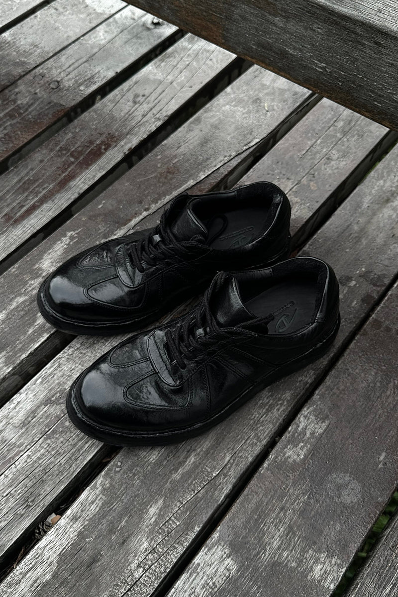 CATSSTAC washed horse leather training shoes