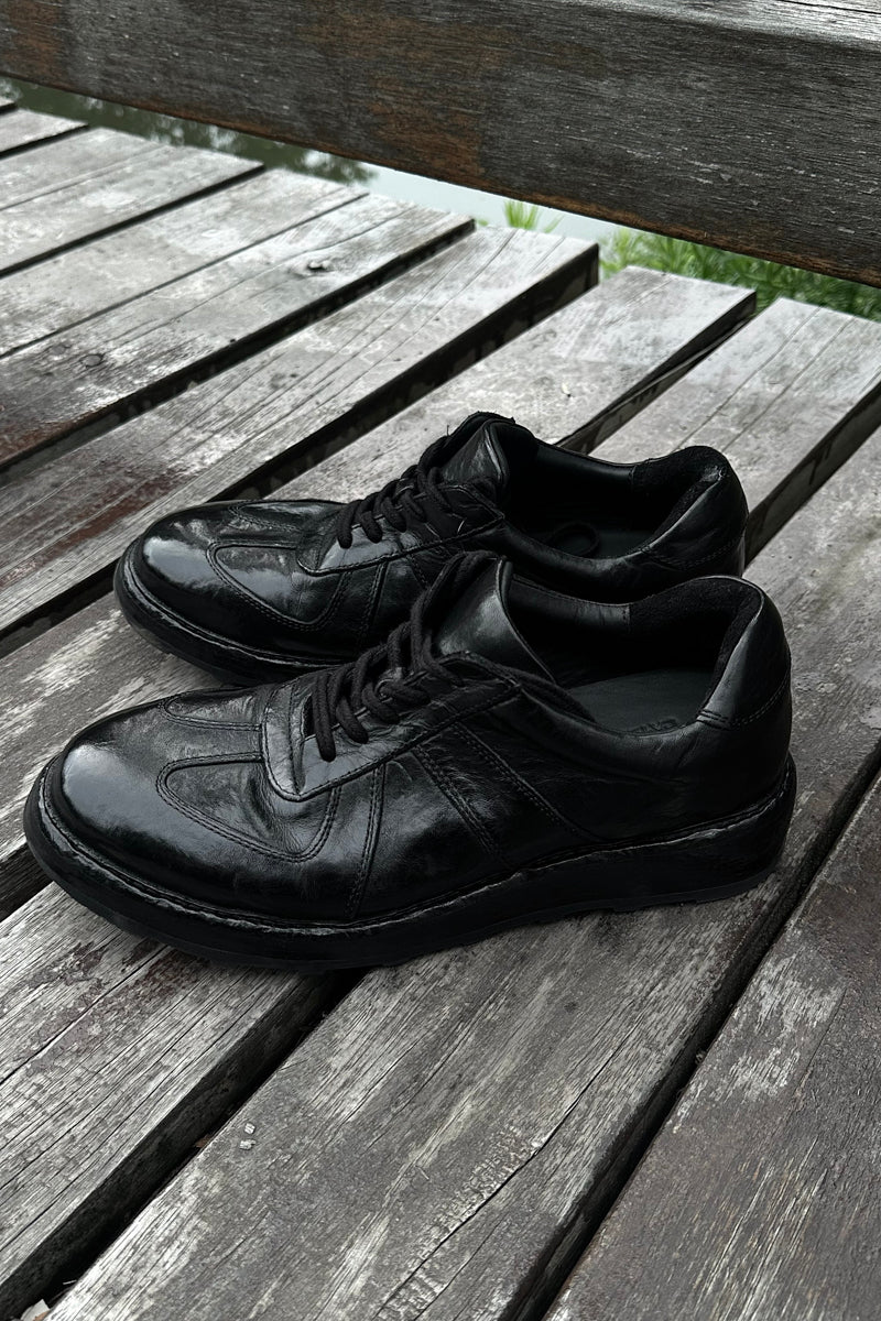 CATSSTAC washed horse leather training shoes