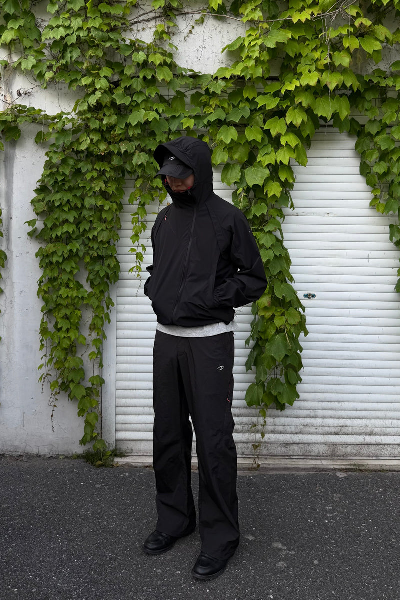 CATSSTAC Cool-to-the-touch, UV-protective shirt with diagonal zippers