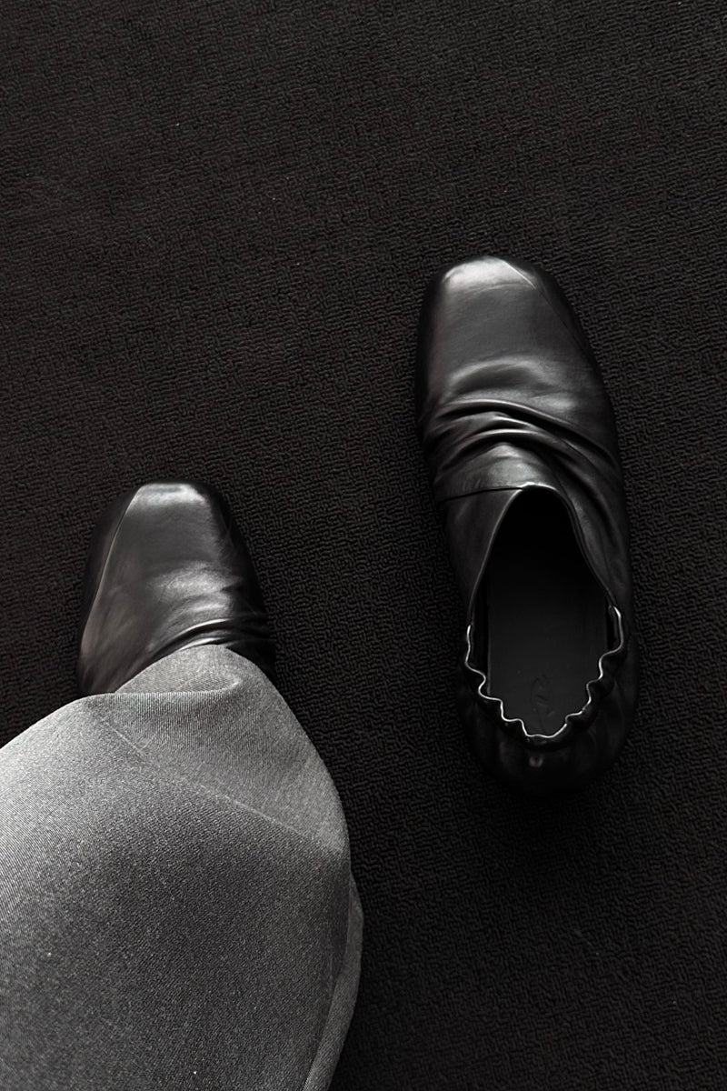 CATSSTAC Prussia Pleated Washed Horse Leather Slip-On Shoes