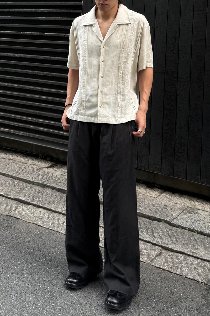 CATSSTAC Embroidered Pleated Short-Sleeve Shirt