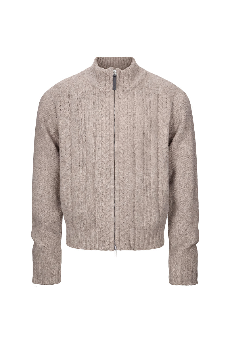 CATSSTAC Ridge Chunky Cable-Knit Zip-Up Cardigan