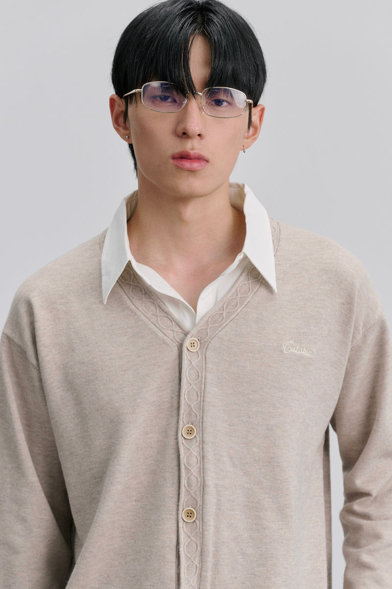 CATSSTAC Mock-layered cardigan sweater