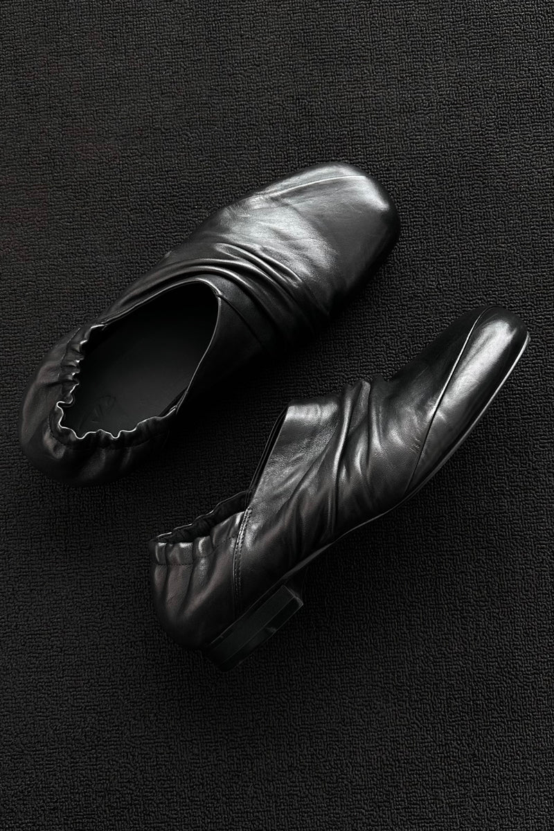 CATSSTAC Prussia Pleated Washed Horse Leather Slip-On Shoes